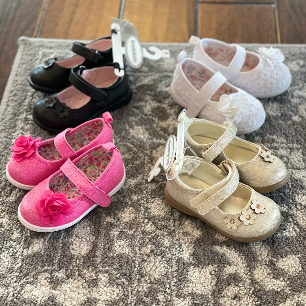 Baby Girl Size 4 Koala Kids lot.